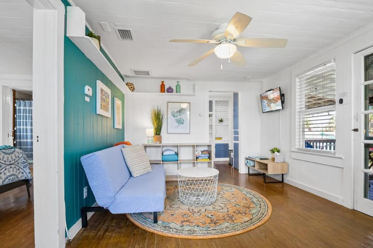 Marvelous Mermaid Bungalow, Dog-Friendly Upstairs Apt In Prime Vilano Beach St. Augustine Exterior foto